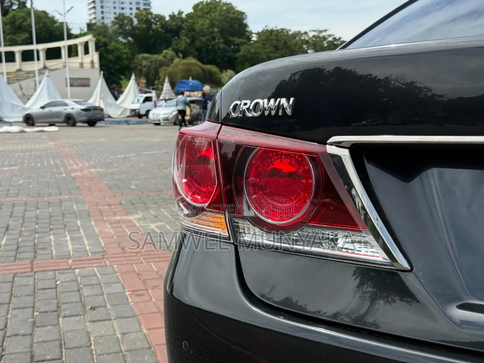 Toyota Crown Majesta 2018 Black