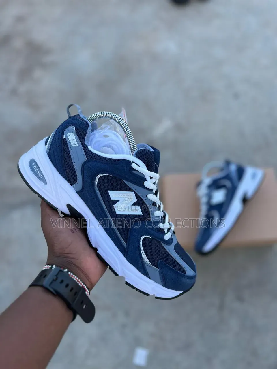 *New Balance 530