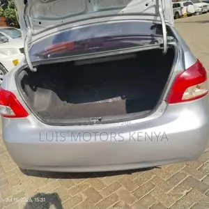 Toyota Belta 2007 Silver