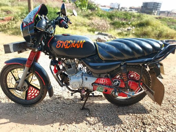 Bajaj Boxer 125 2022 Black
