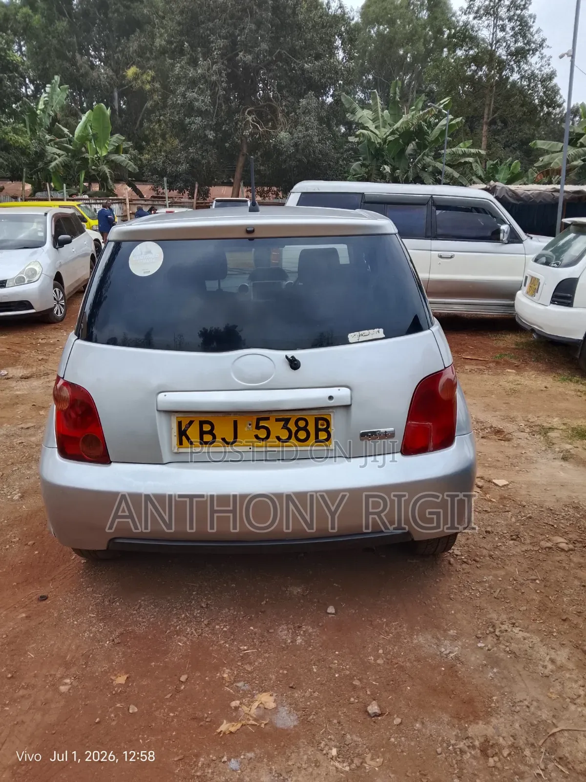 Toyota IST 2005 Silver