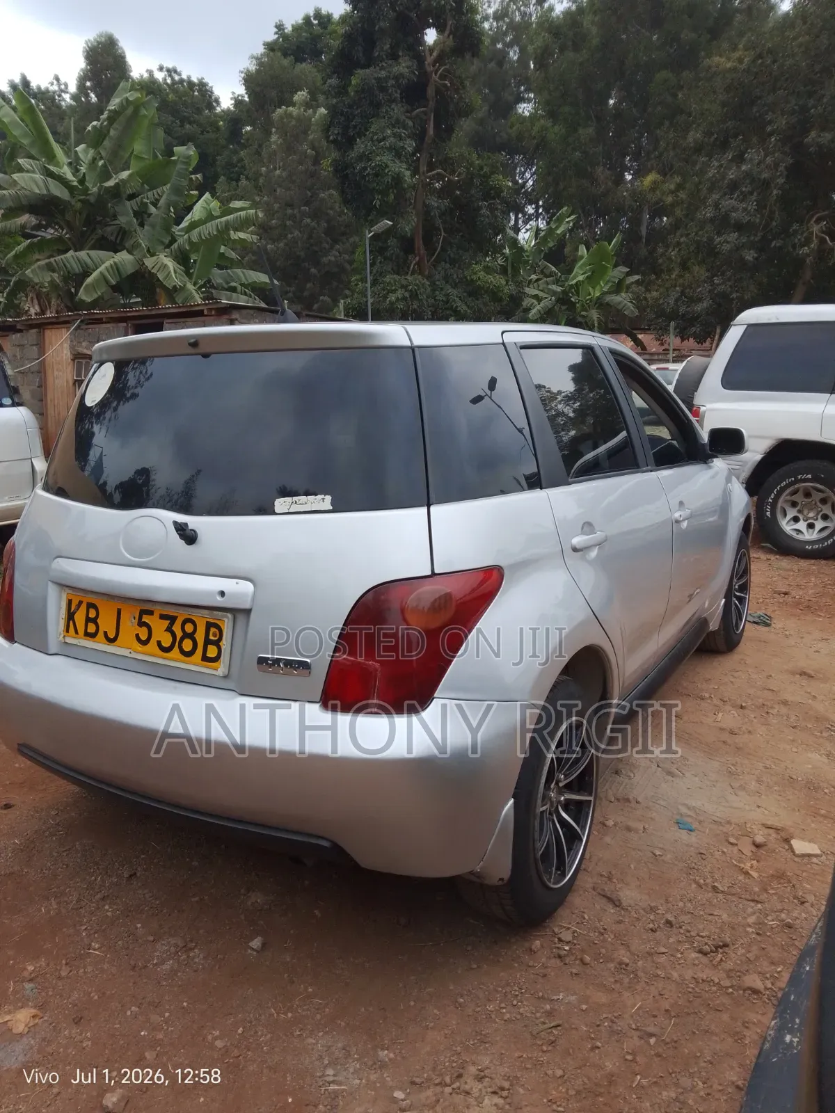 Toyota IST 2005 Silver