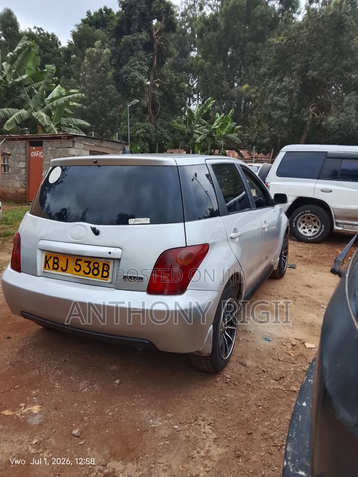 Toyota IST 2005 Silver