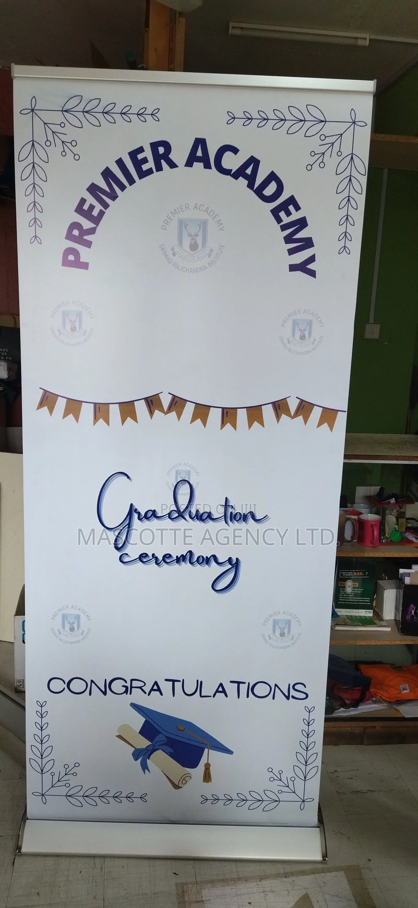 Broad Base Roll Up Banner