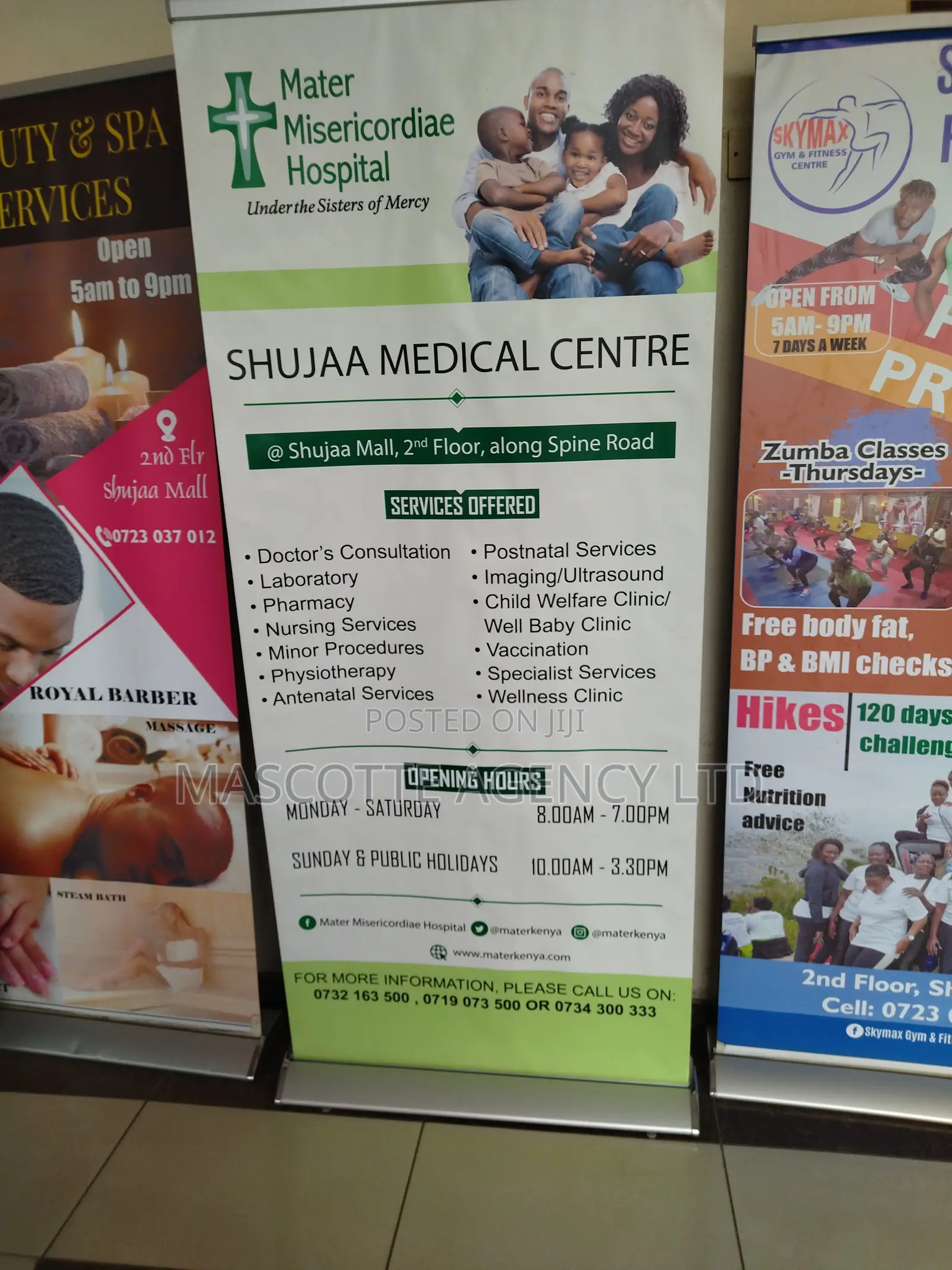 Broad Base Roll Up Banner