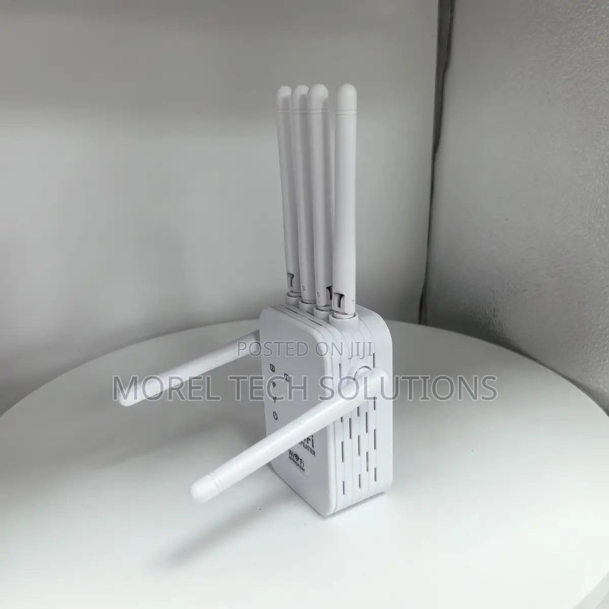 Dual-Band 1200Mbps WiFi Range Extender, 2.4G 5GHz Network Booster