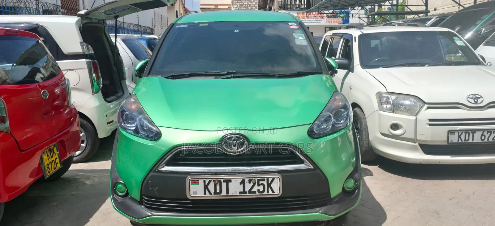 Toyota Sienta 2018 Green