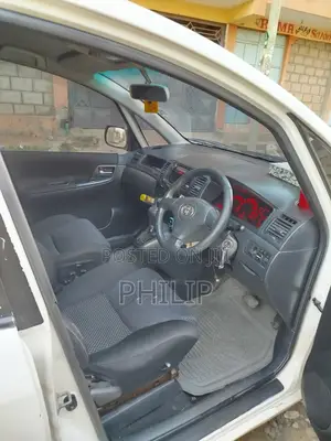 Toyota Corolla Spacio 2002 White