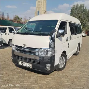 Toyota HiAce 2013 White