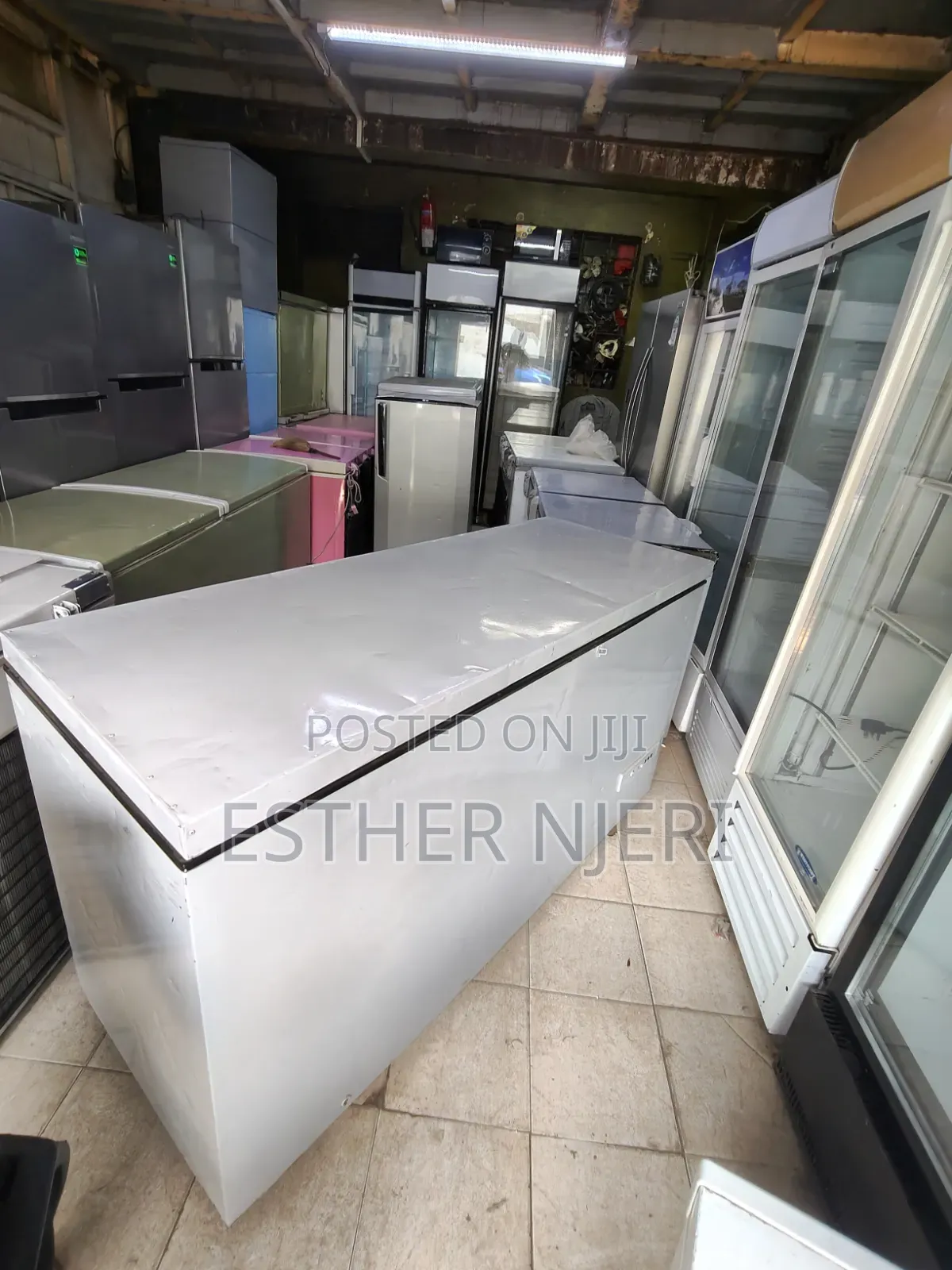 500 Litres 1 Door Deep Freezer Available