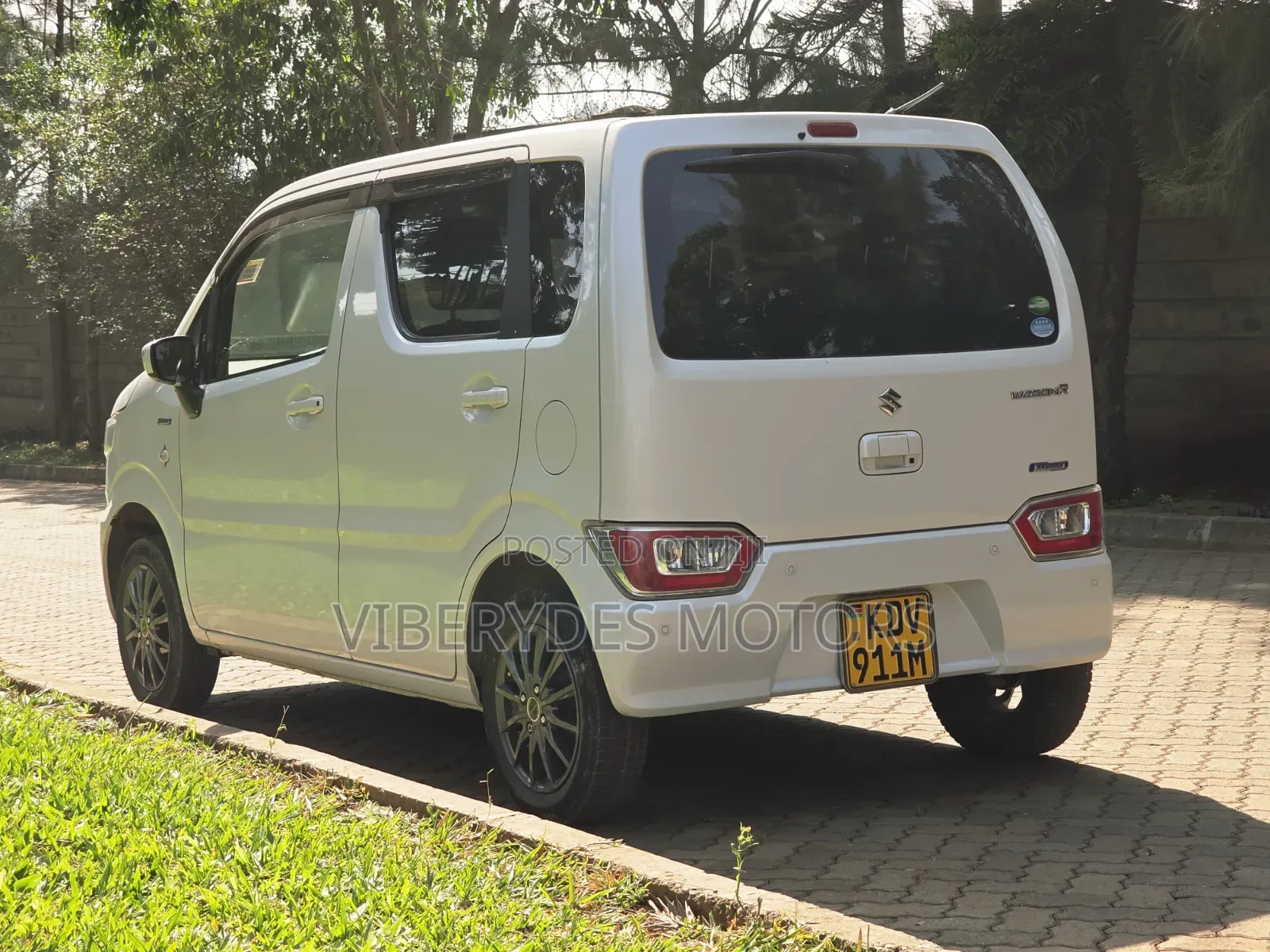 Suzuki Wagon R 2020 White