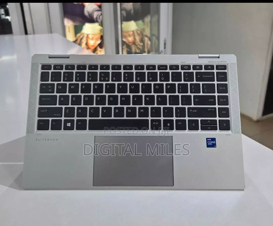 Laptop HP EliteBook 1040 G8 16GB Intel Core i7 SSD 256GB