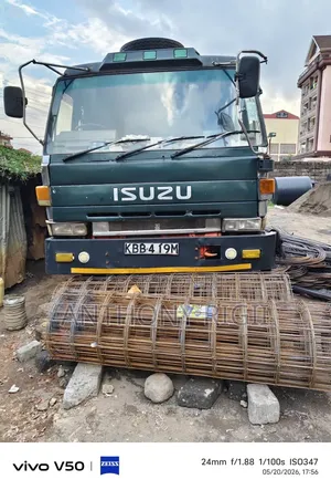 Isuzu GIGA 810 EX (CXZ 6×4 Dump Truck) – Manual Diesel | Tipper|