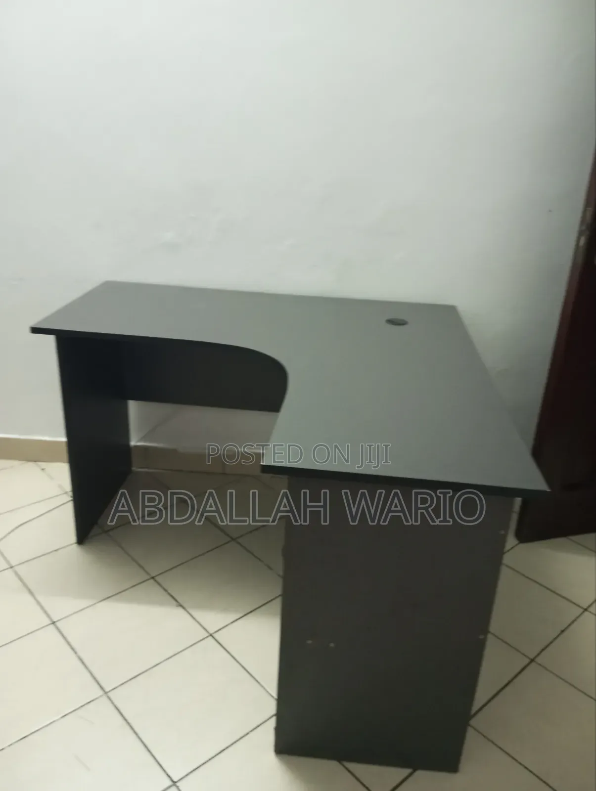 L Shaped Office Table