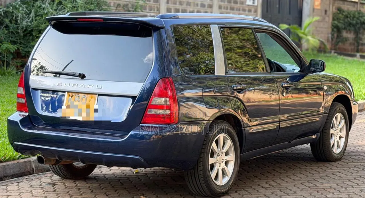 Subaru Forester 2005 Blue