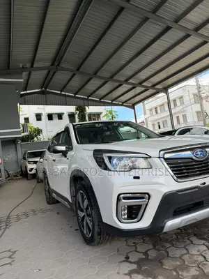 Subaru Forester 2019 Pearl
