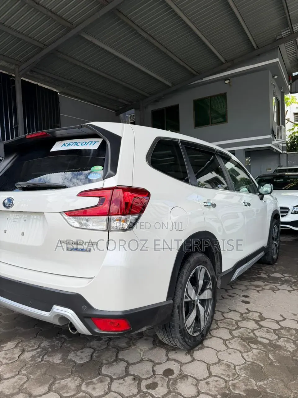 Subaru Forester 2019 Pearl