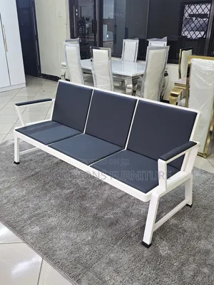 3-Seater Link Padded Chair