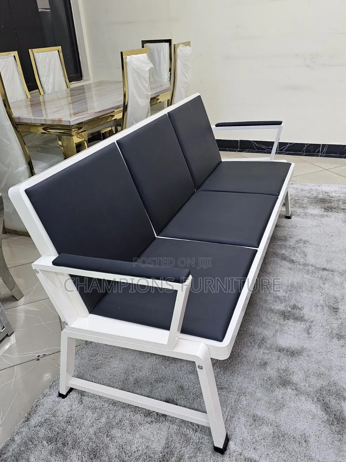 3-Seater Link Padded Chair