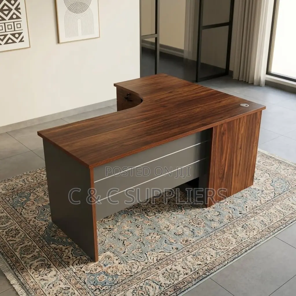 Imported Advanced Curved Office Desk