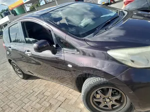 Nissan Note 1.2 Petrol 2014 Maroon