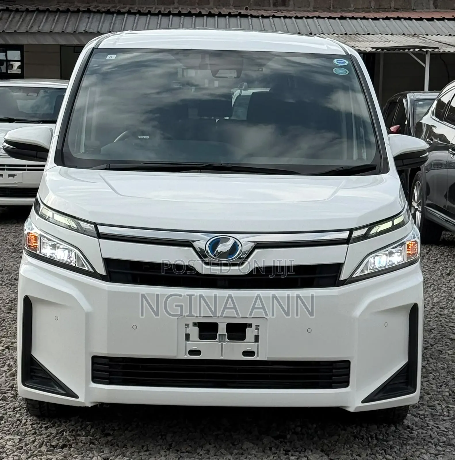 Toyota Voxy 2019 White