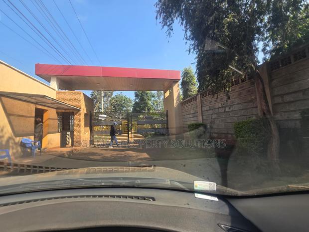 A Prime Residential Plot for Sale in Mugumo