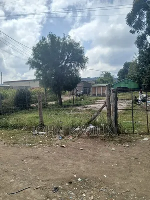 50x100 Plot in Naivasha Kinamba Touching the Tarmac Good for Develop