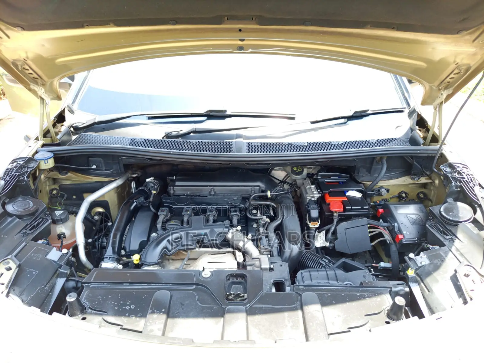 Peugeot 3008 2018 Gold