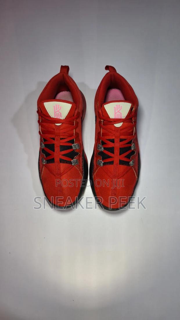 Basketball Shoes "Kyrie Flytrap " - thumbnail 2