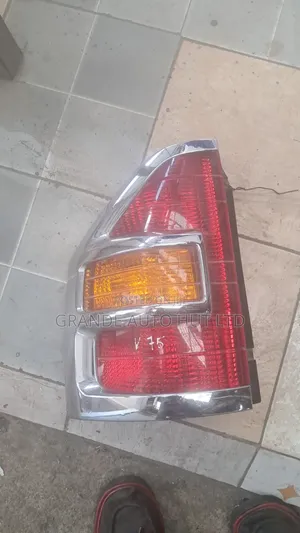 Pajero V75 Taillight