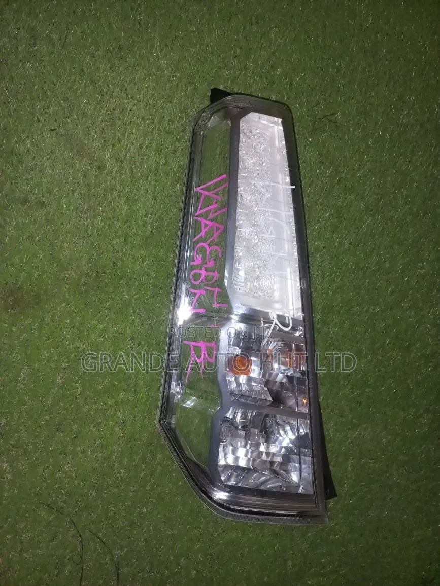 Suzuki Wagon R Taillights Clear/Red