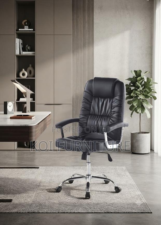 Office Chairs; High Back Anatomically Executive Leather Office Chair - main view