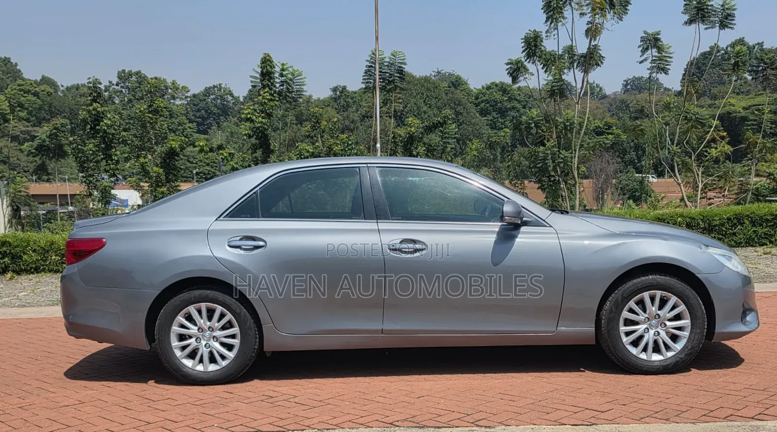 Toyota Mark X 2013 Gray