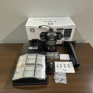 Rotating 20MP 4G PTZ Multiple Lens Solar Camera With Solar StreetLight