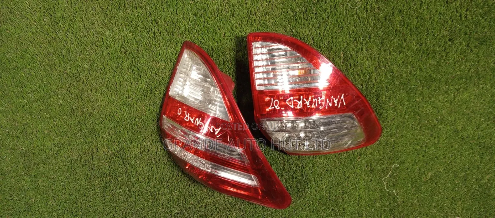 Toyota Vanguard Taillights