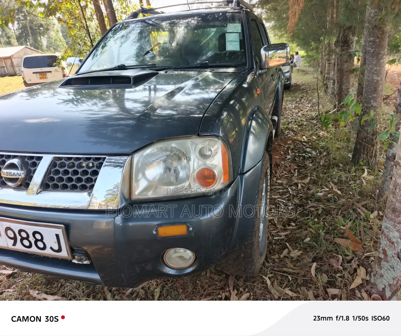 Nissan Hardbody 2013 Black