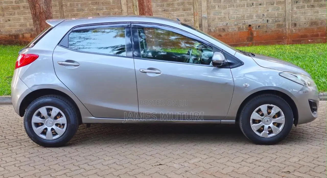 Mazda Demio 2013 Gray
