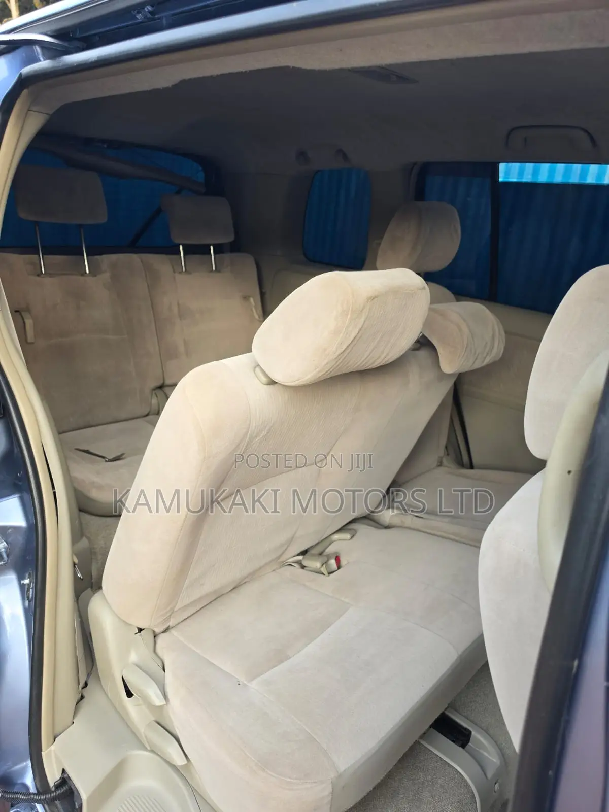 Toyota ISIS 2007 Blue
