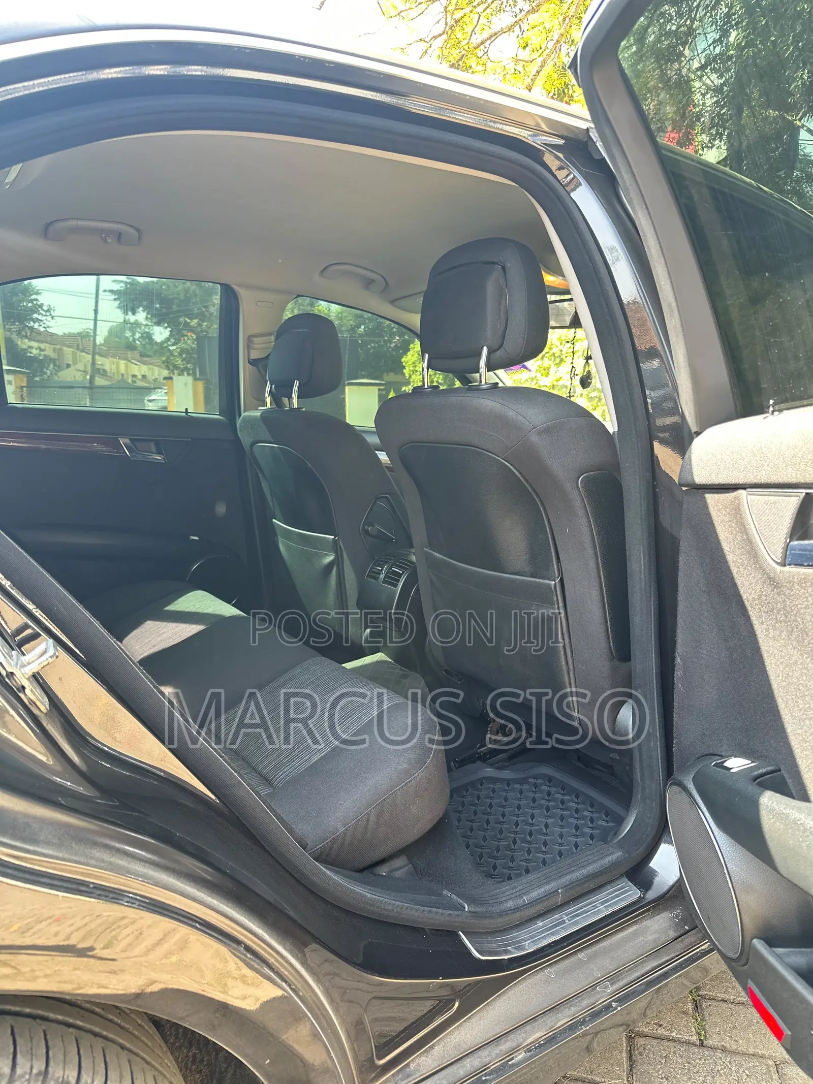 Mercedes-Benz C200 2008 Black
