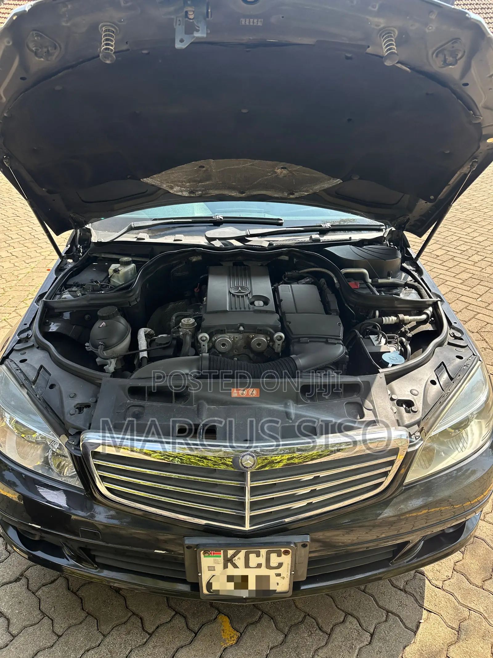 Mercedes-Benz C200 2008 Black