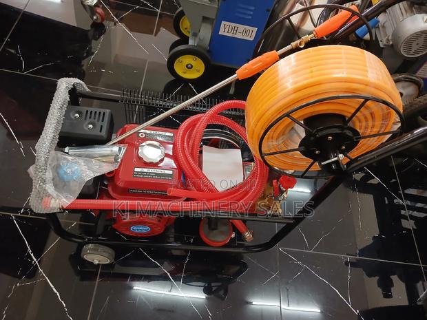 Heavy-Duty Trolley Sprayer – Efficient Reliable!  - thumbnail 3
