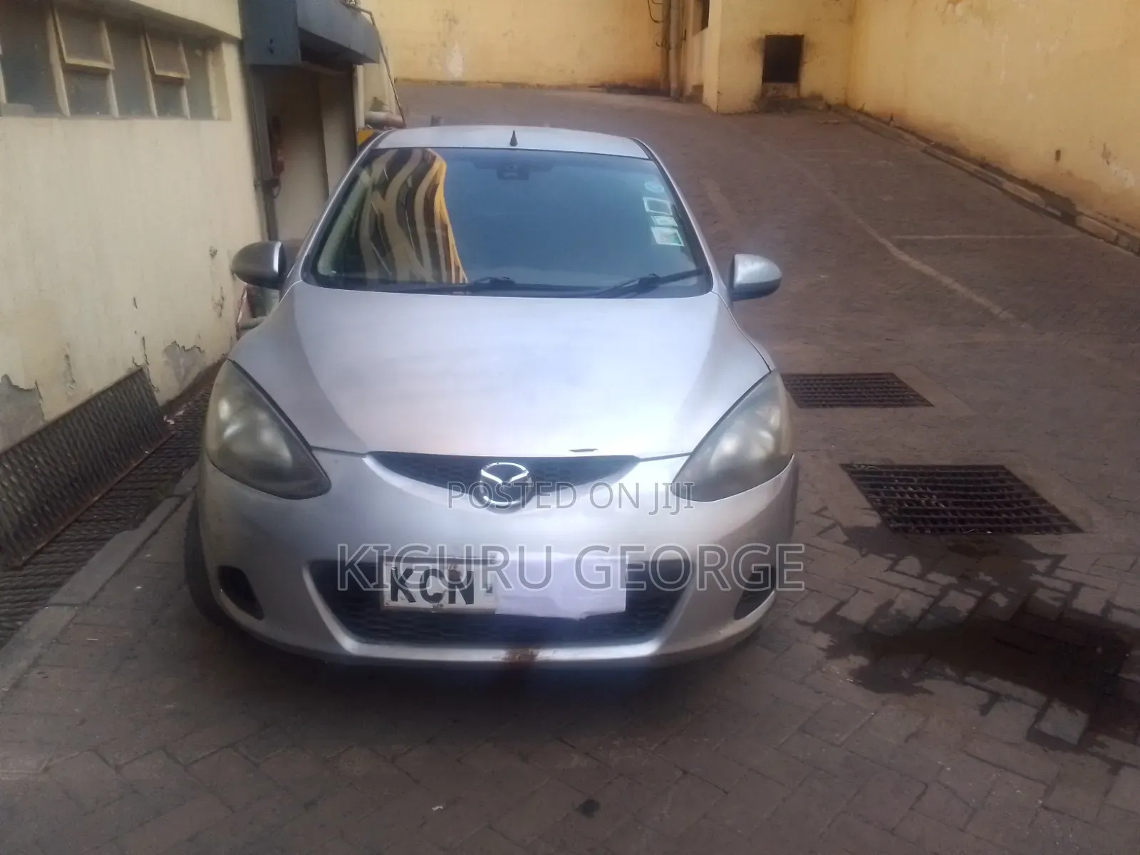 Mazda Demio 2010 Silver