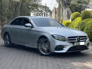 Mercedes-Benz E350e 2018 Silver
