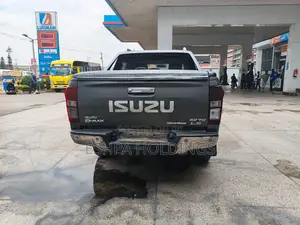 Isuzu D-MAX 2020 Gray