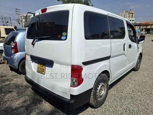 Nissan NV200 2015 White - thumbnail 4