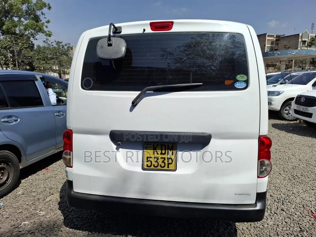 Nissan NV200 2015 White - thumbnail 5