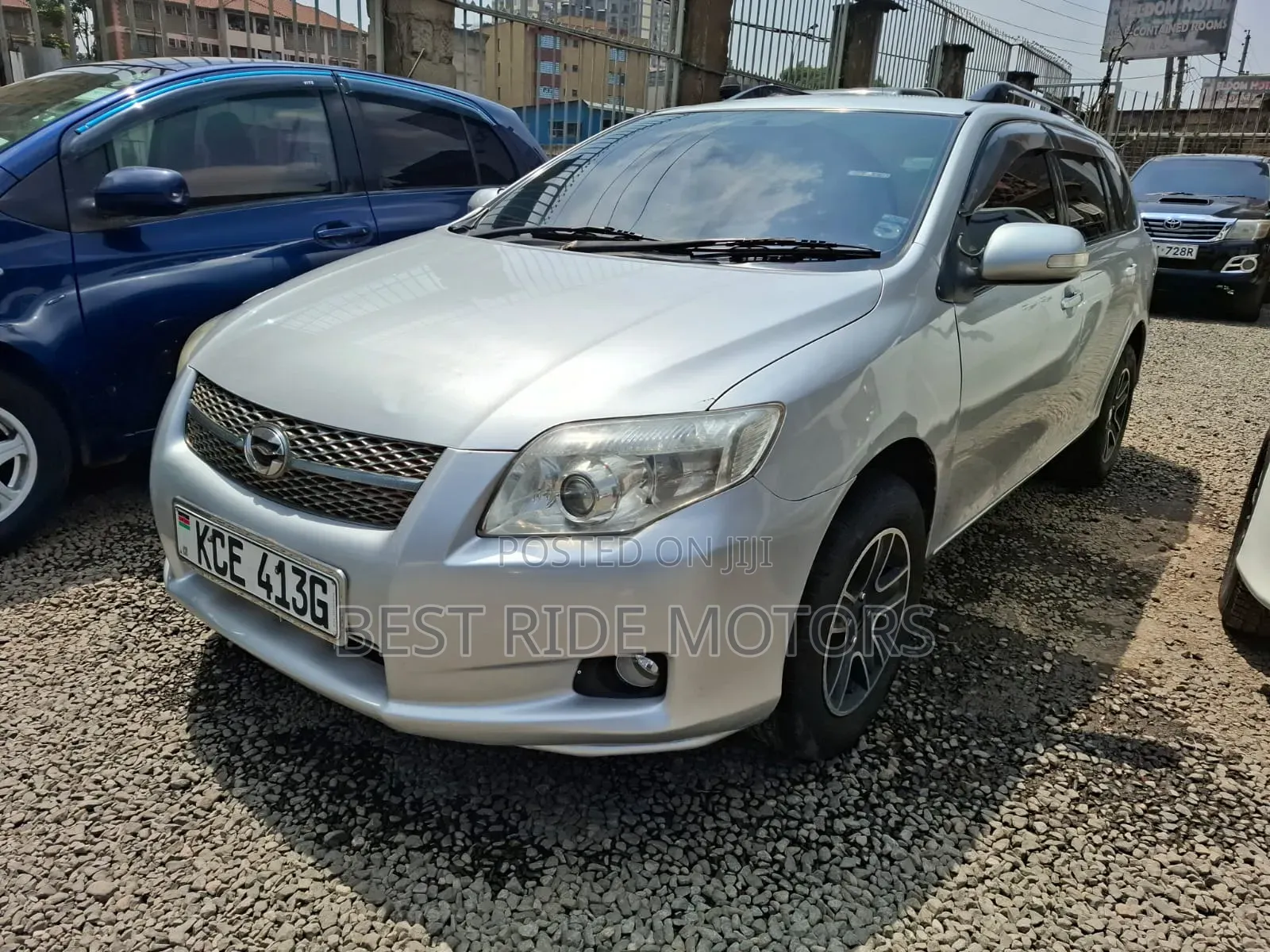 Toyota Corolla Fielder 2009 Silver