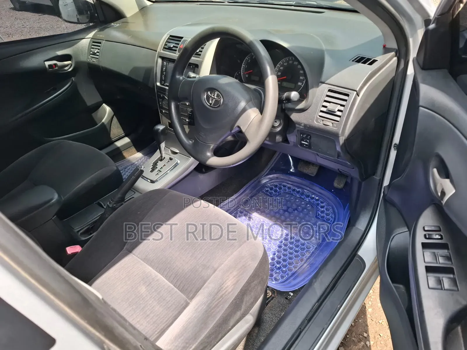 Toyota Corolla Fielder 2009 Silver