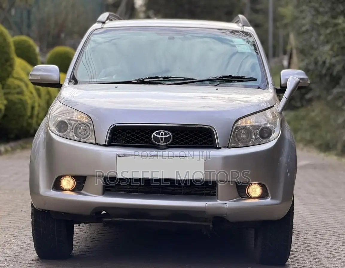 Toyota Rush 1.5 AWD 2007 Silver
